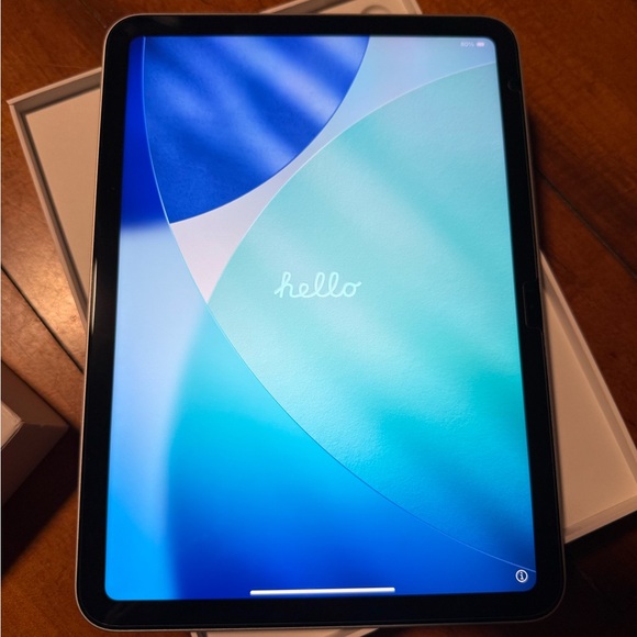 NIB iPad 128GB (A16) Model A3354 with OtterBox Case, screen protector + stylus! - Picture 3 of 11